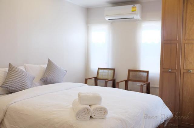 Baan Ongkharak Bed & Breakfast (Adults Only) バンコク都 エクステリア 写真
